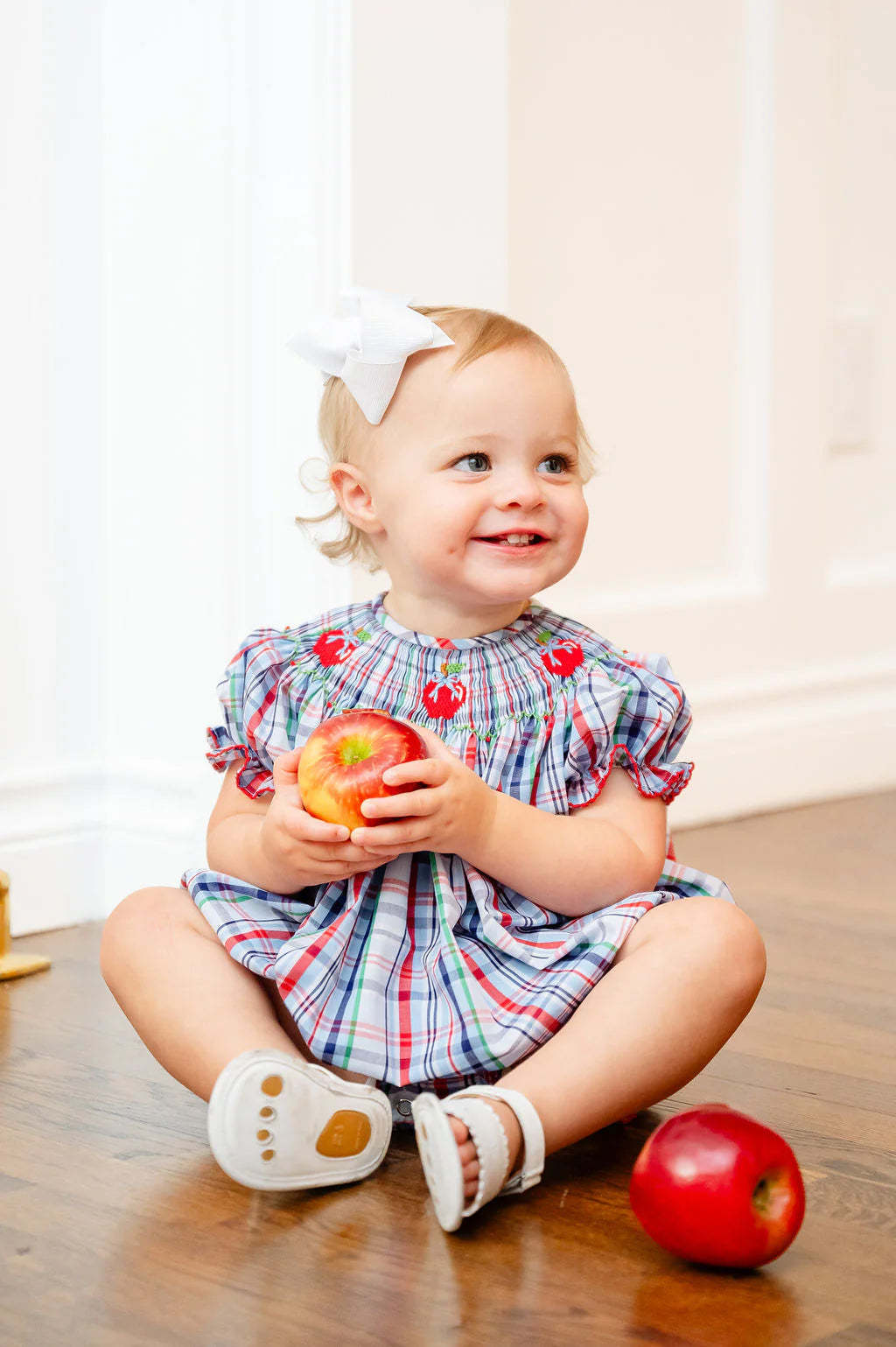 Ruth and Ralph Apples Birdie Bubble