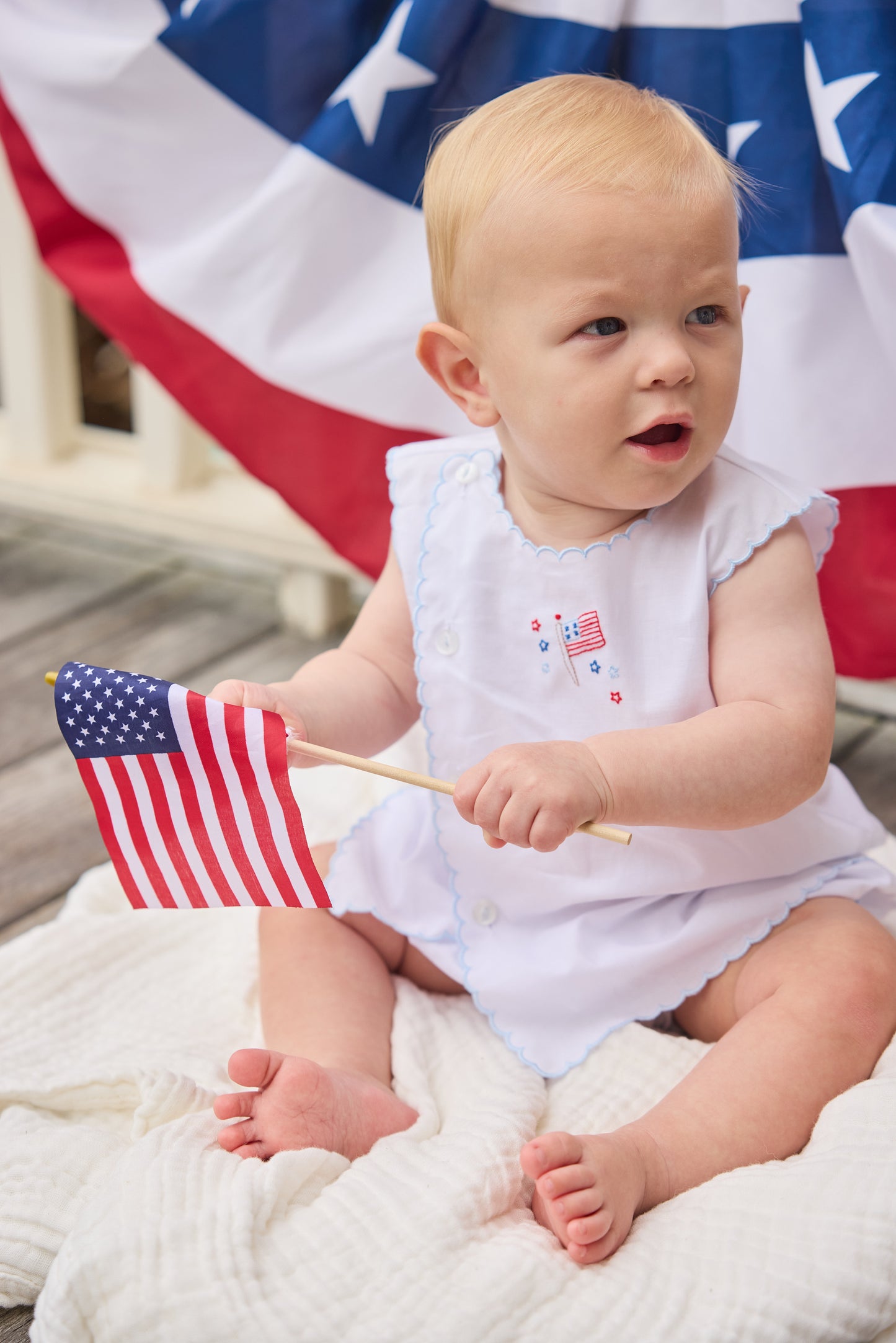Little English Davis Day Set: Flag