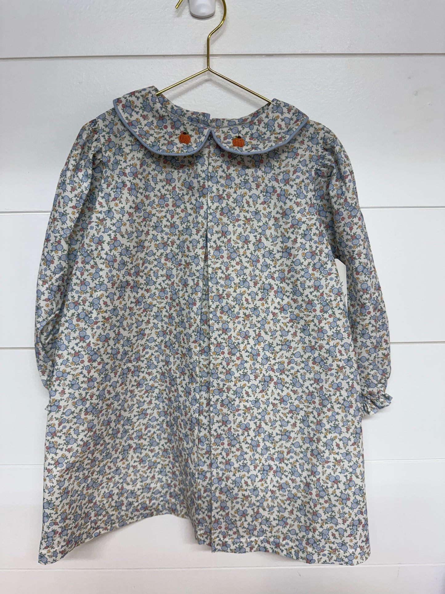 Percy and Tyne Crysanthemum Floral